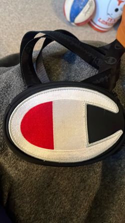 Champion Cross Body Bag