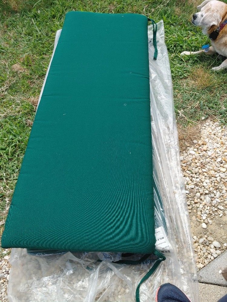New! 2x - Swing/bench Cushions