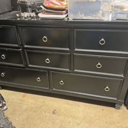 8 Drawer Dresser With Mirror