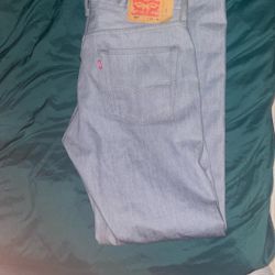501’s Gray Levi’s