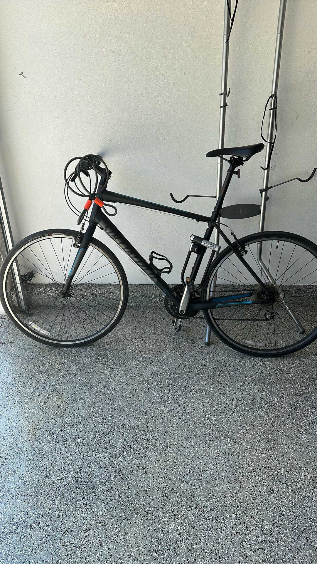 Specialized Bike with Bike Lock