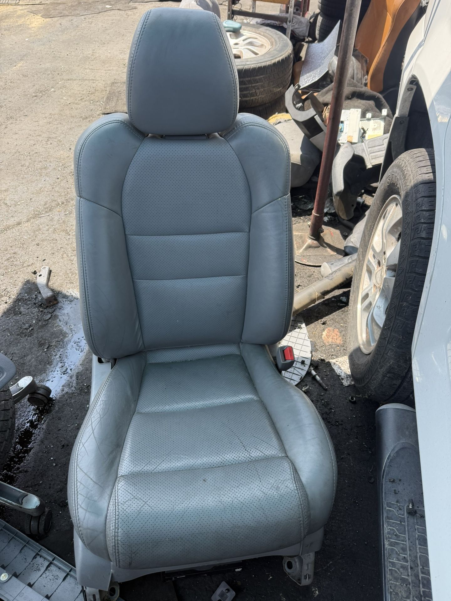 2003 Acura MDX Passenger Seat $150
