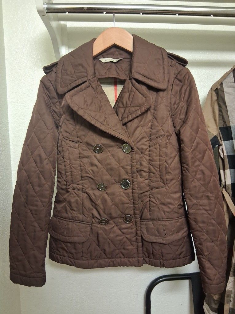 Burberry London brown double-breasted diamond quilted jacket with a Nova Check lining