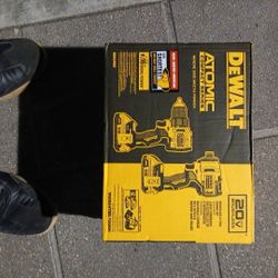 DeWalt Atomic Compact Series