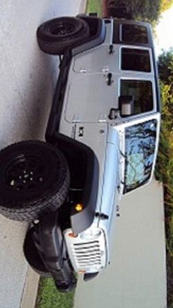 $1600 Jeep Wrangler