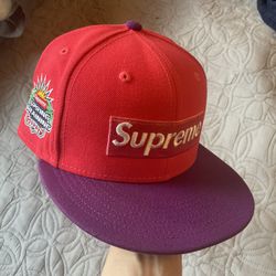 Supreme Hat, supreme Clothes, Supreme