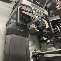 Treadmill 