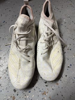 Adidas Soccer Shoe Size 10