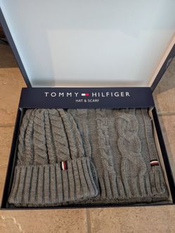 Tommy Hilfiger Hat and Scarf set