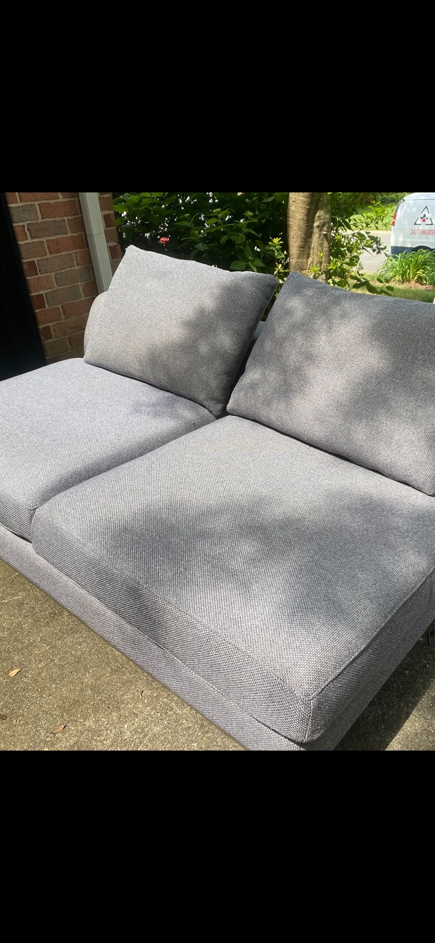 COUCH