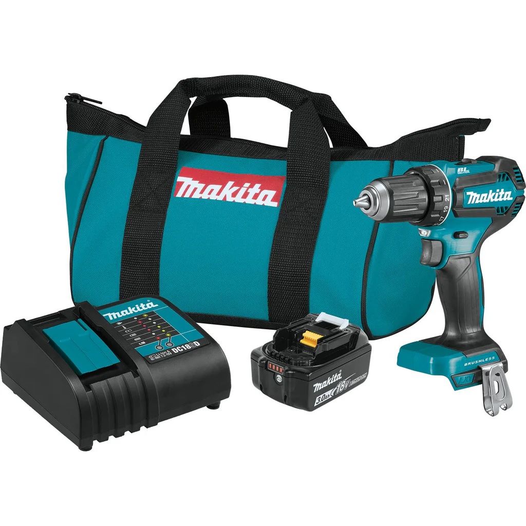 Makita Drill With Accessories / Bag