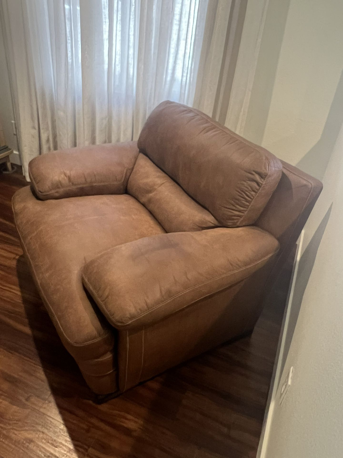 Oversized Leather Chair/Sofa