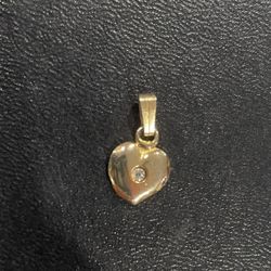 Vintage Plated Gold Tone Heart Necklace Pendant Simulated Diamond Great Condition