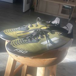 Adidas, F50 Elite Messi FG soccer cleats, gold, size 10