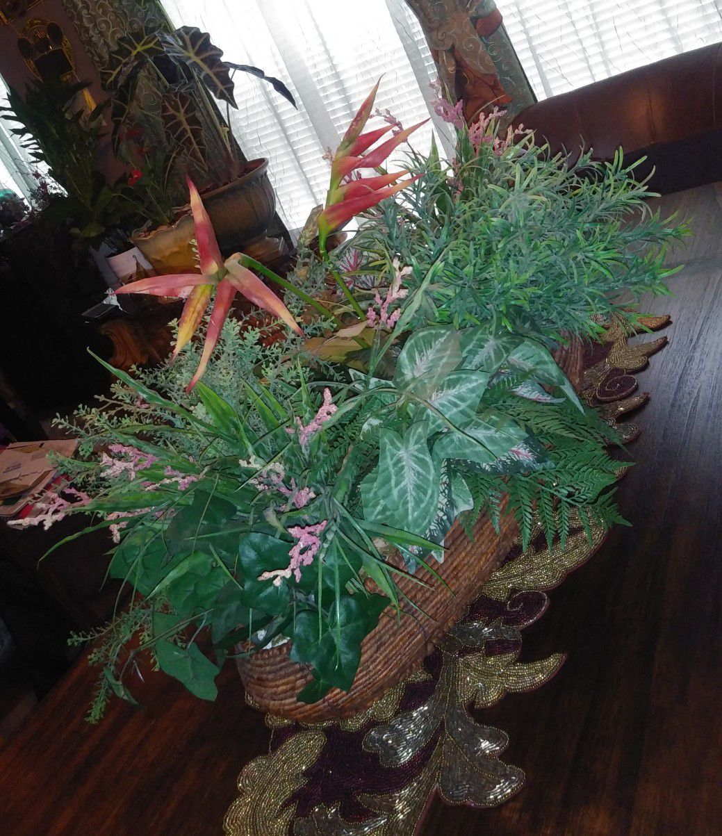 Decorative fake plant for big table