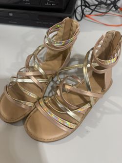 Girls Cat And Jack Sandals Size 1    Dry Good Condition $5