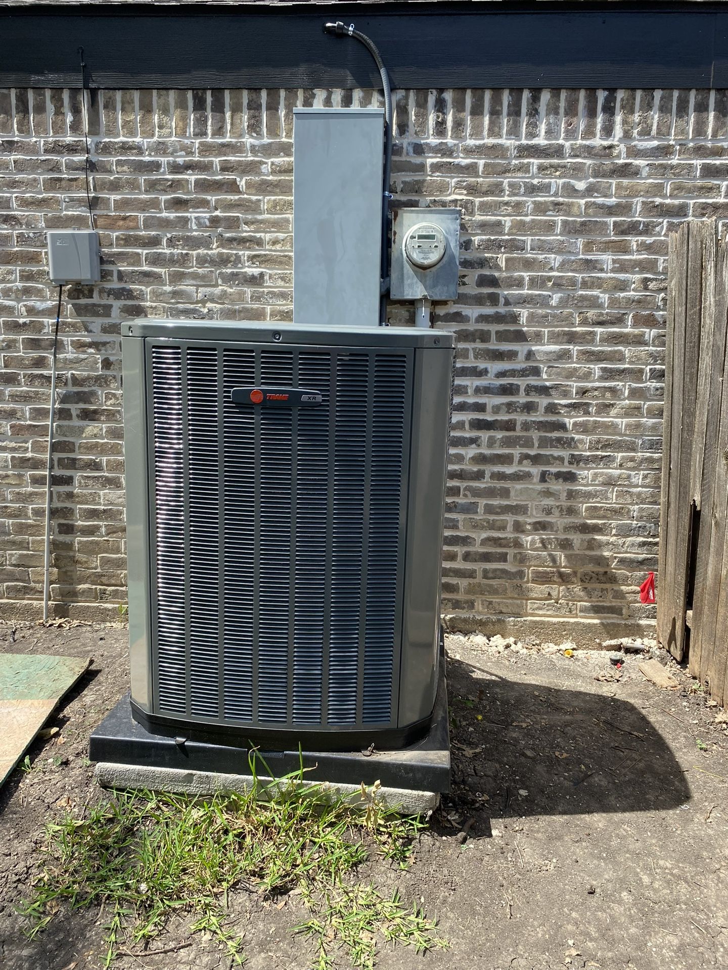 HVAC UNITS AVAILABLE ❄️❄️☃️