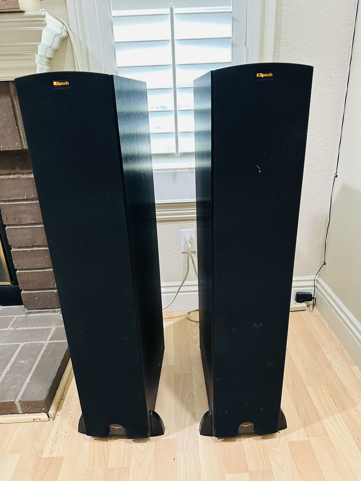Klipsch R-26FA