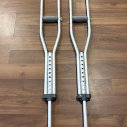 Crutches for height 5’2” - 5’10”