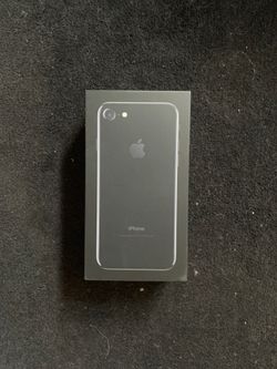 Apple iPhone 7 128gb brand new never used