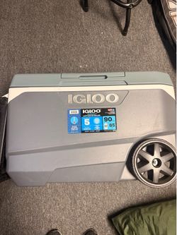Igloo Maxcold Latitude 90 Roller