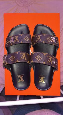 Lv Sandal 🩴