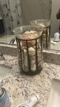 Glass box with shells