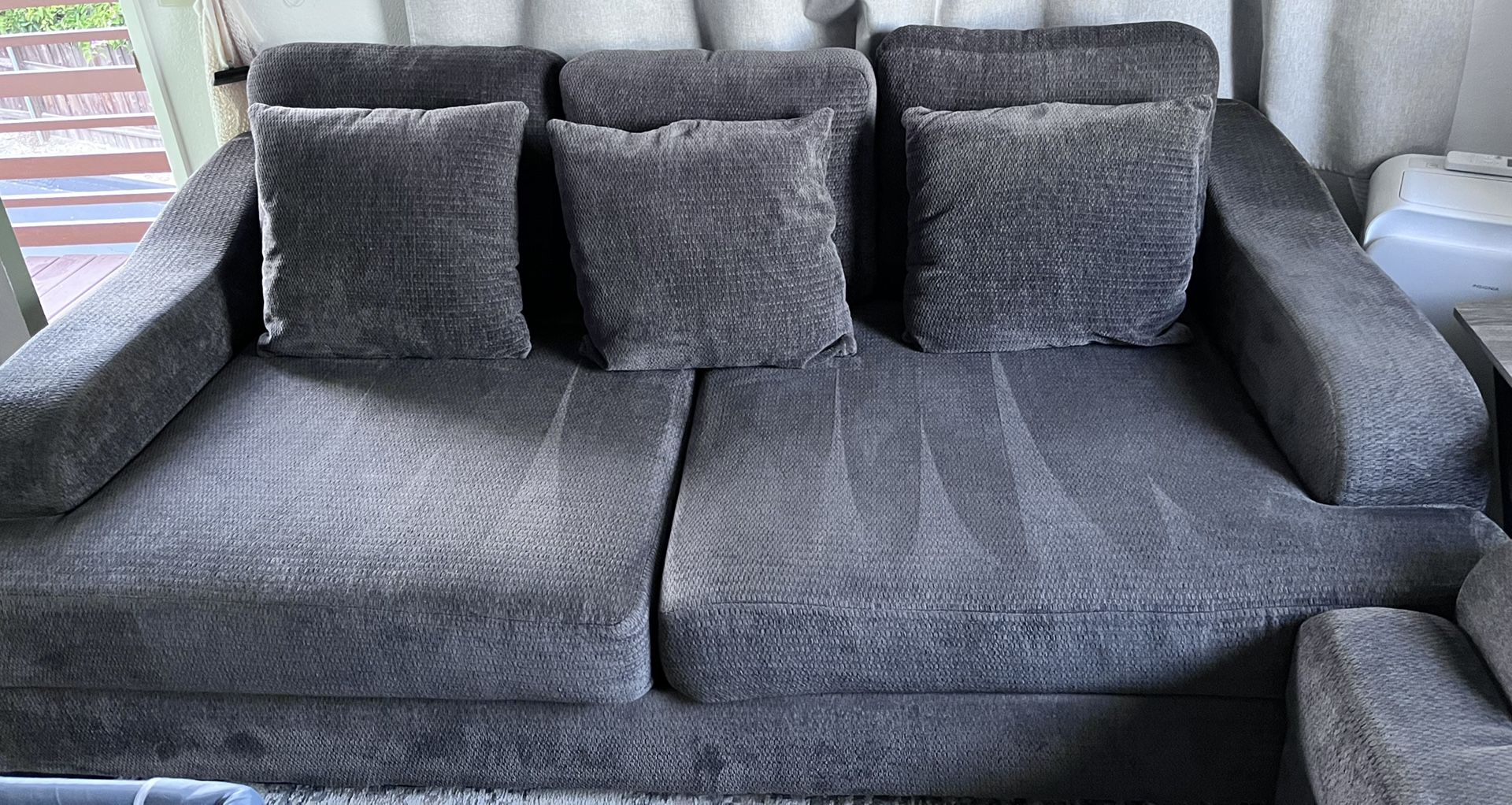 Sofa And Loveseat +ottoman