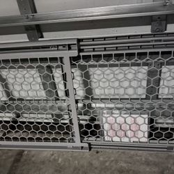 Carlson expandable pet gate, adjustable from 28” to 42” wide and 23” high. 