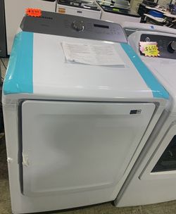 Gas Dryer, Comes with 1 Year Warranty