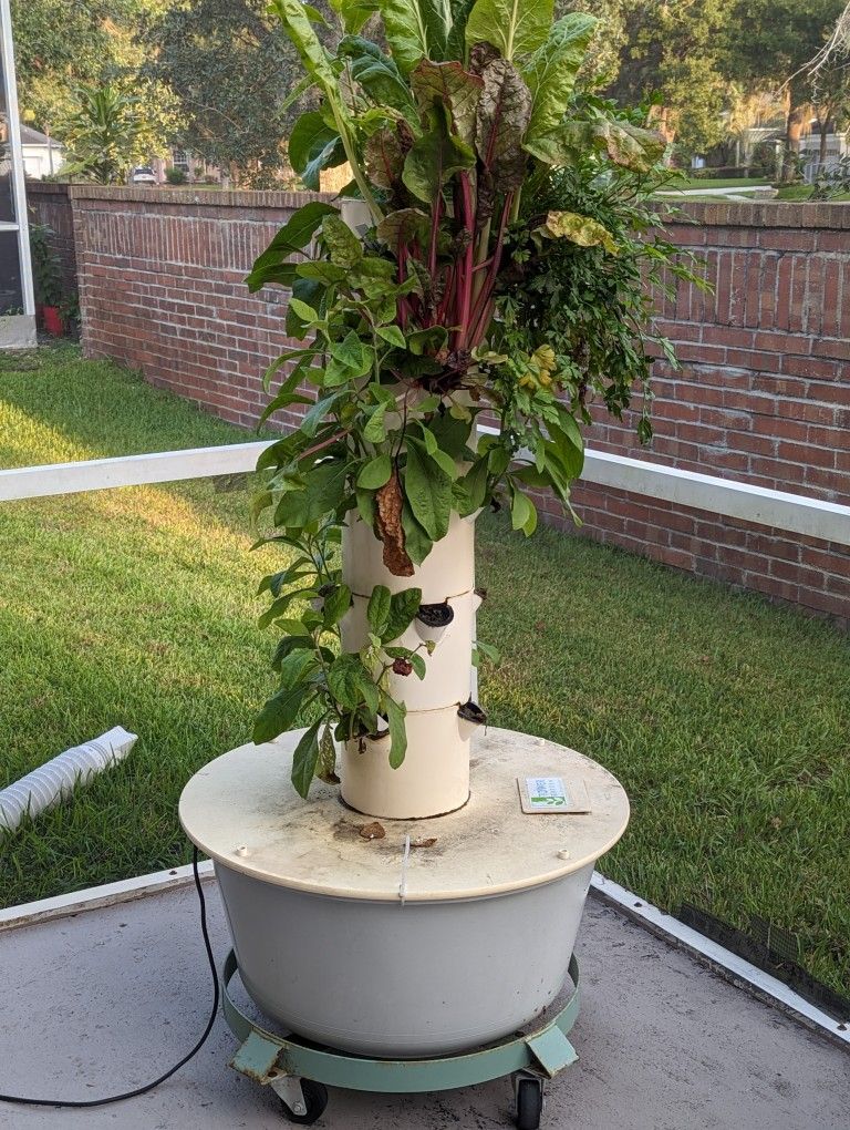 Used Tower Garden By JuicePlus