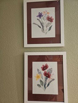 Beautiful Minimalist Water Color Prints.   $20 For The Set Of 2.