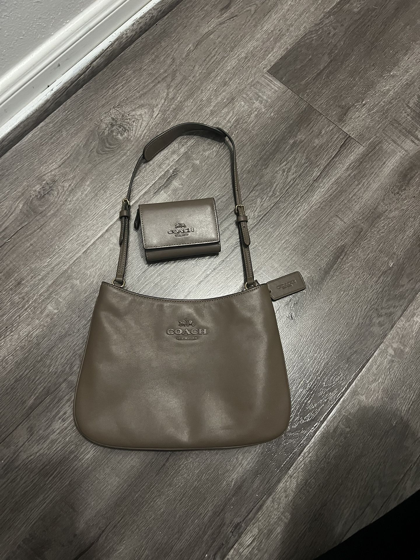 Coach Purse & Wallet