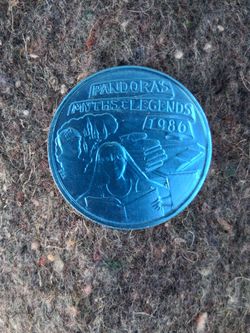 VINTAGE 1981 MARDI GRAS BLUE ALUMINUM DOUBLOON KREWE of PANDORA/PANDORA's RHAPSODY....asking $10.00