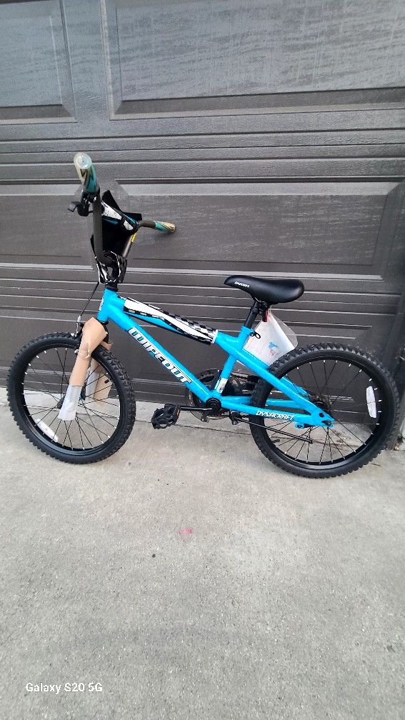 Dynacraft 12"-24" Boys Bike