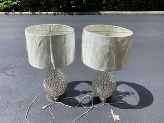 Elegant Designs LT1052-CHR Elipse Crystal Pinned Decorative Gourd Accent Table Lamp, Chrome