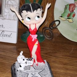 Cute Betty Boop Figurine 