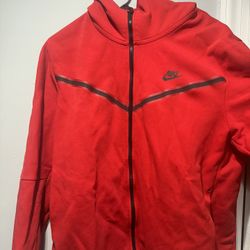 Nike Tech