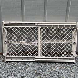 Expandable Safety Baby Kids Pet Gate Dog Fence