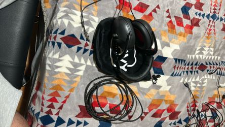 Wavy Pro Audio Wavy 1 Isolating Closed-back Studio Headphones