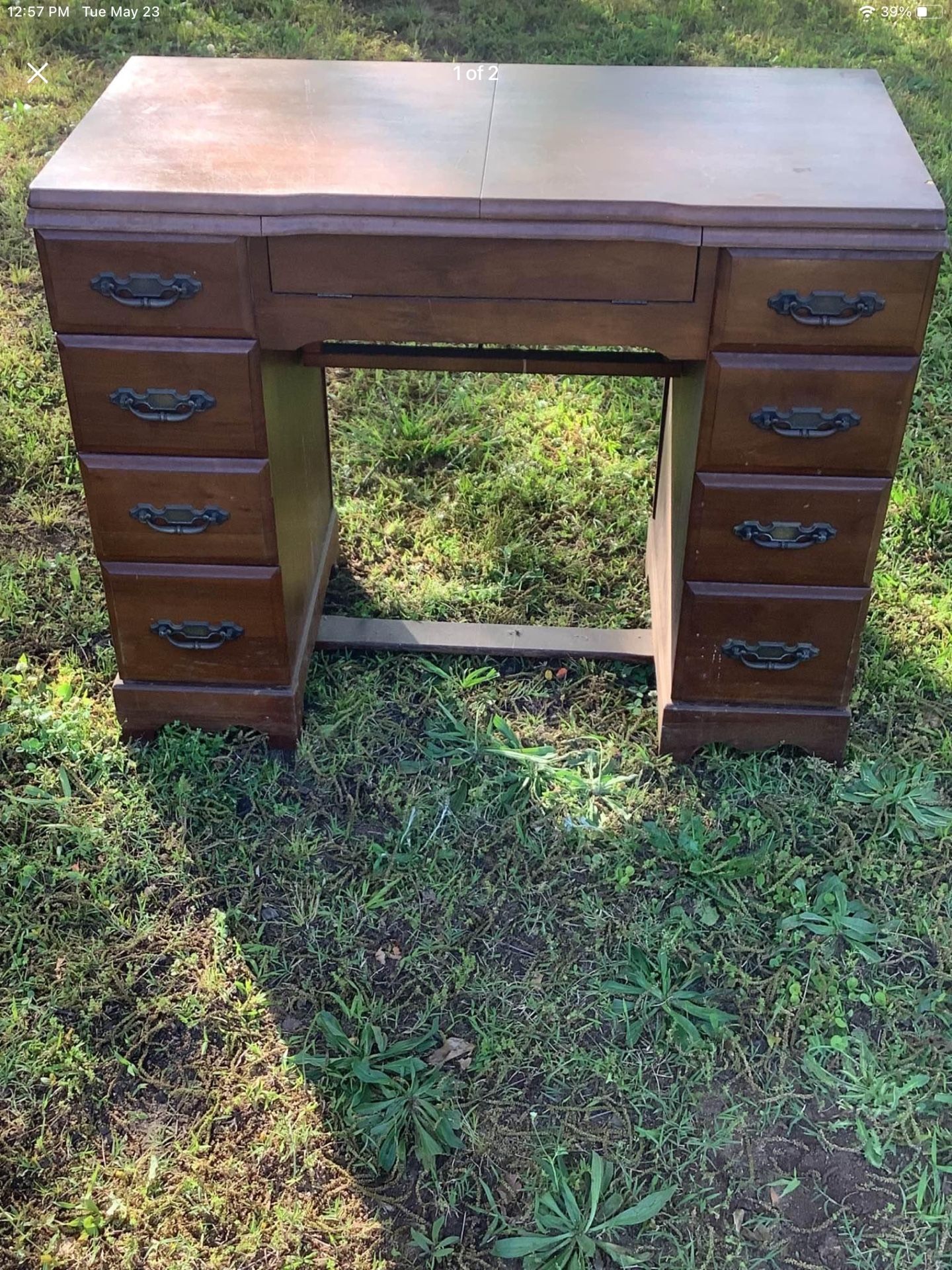 Antique Desk/sewing Table 