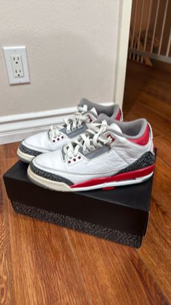Air Jordan 3 Retro (gs) red and white size 7