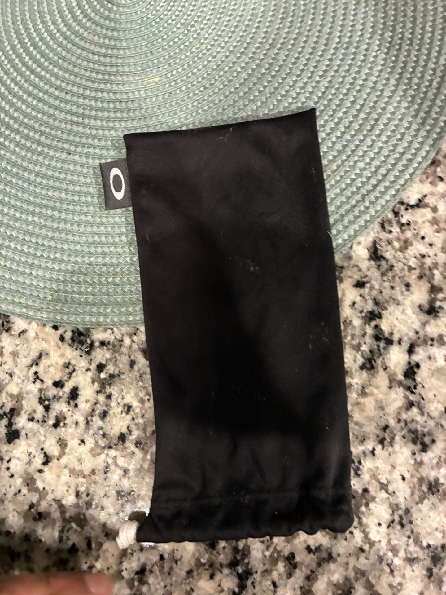 Oakley Sunglass Bag Aka Cleaner