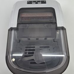 Frigidair Compact Bullet Ice Maker 26 Lb Per Day EFIC189-B-Silver