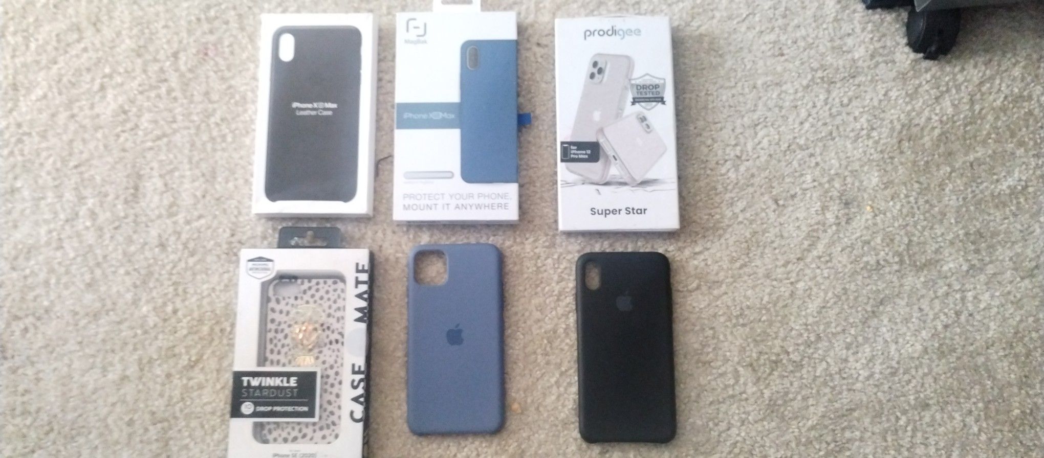 1 iPhone 12 pro max,5 iPhone Xs max,1 iPhone se,8,7,6s,6 cases