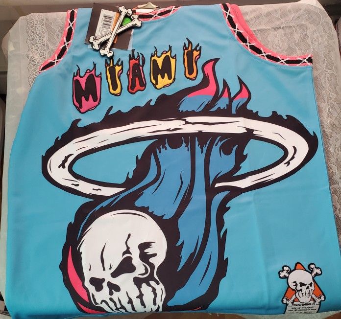 Brand X MIAMI Heat Jersey Size Large