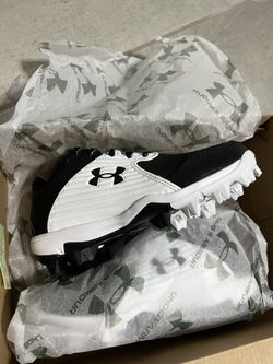 New Under armor Youth Baseball Cleats