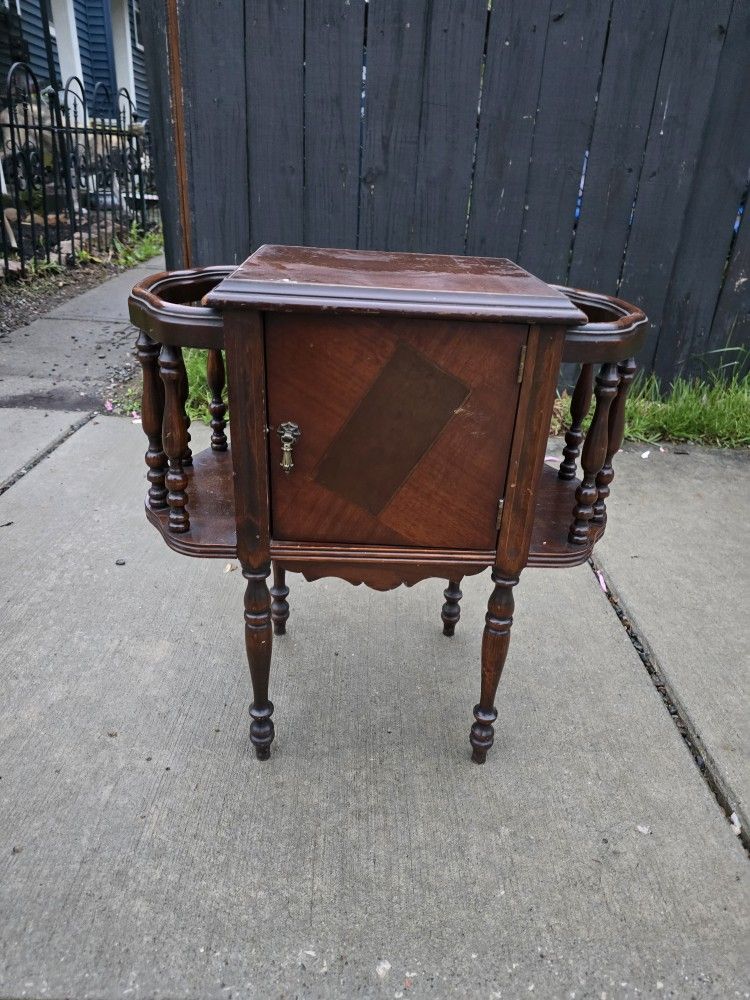 Antique Smokers/ Humidor End Table - Walnut wood
