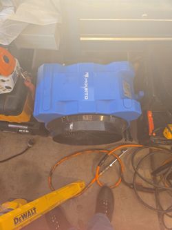 Air movers x2