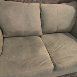 Beautiful loveseat